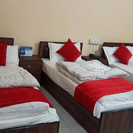 Hotel Royal Chautari, Butwal ภายนอก รูปภาพ