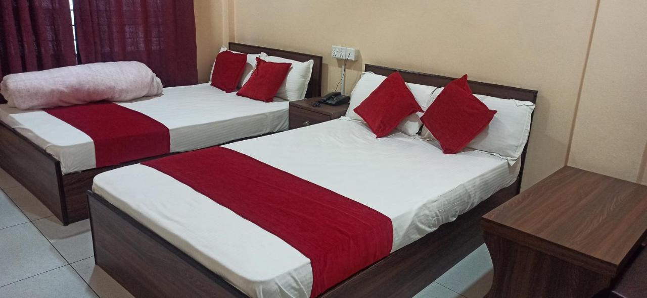 Hotel Royal Chautari, Butwal ภายนอก รูปภาพ